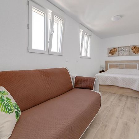 Apartments Cura Beach Торрев'єха Екстер'єр фото