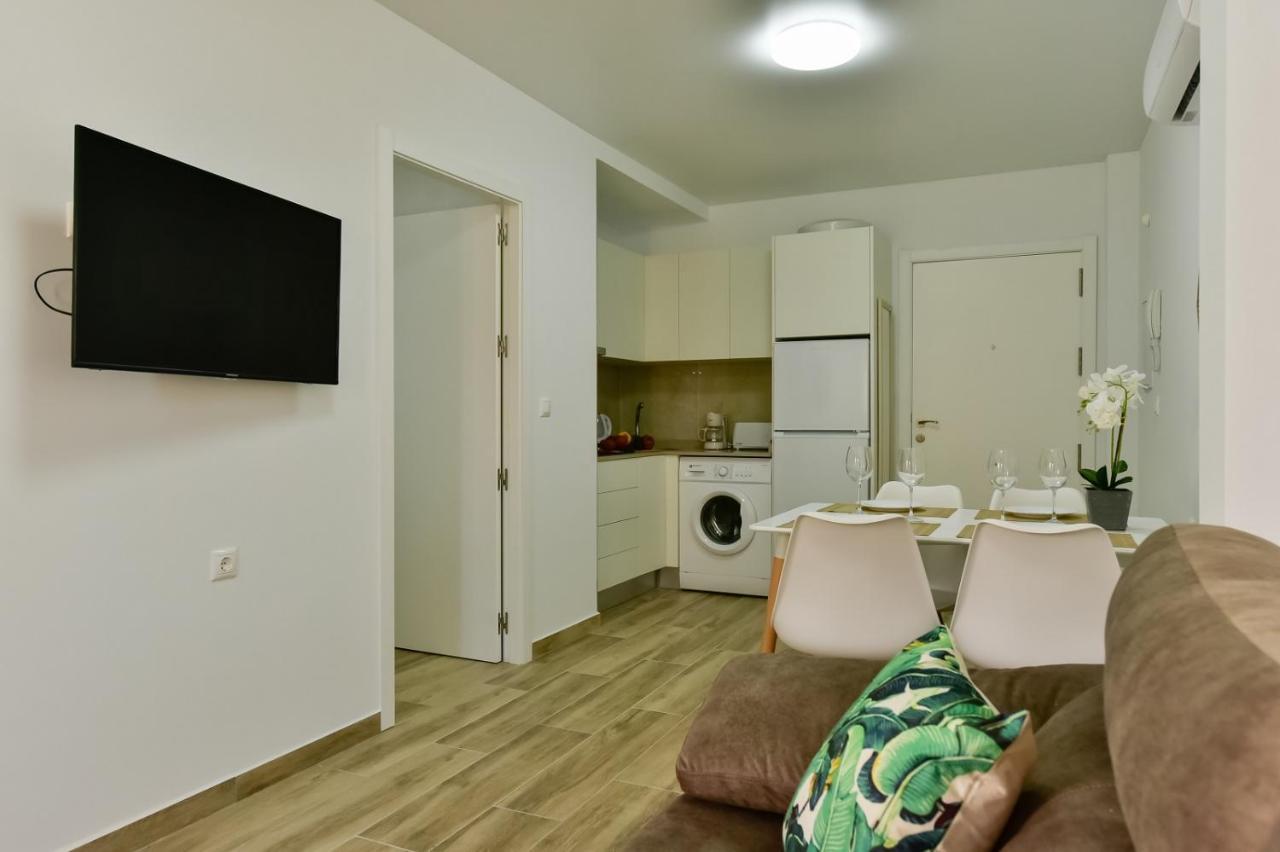 Apartments Cura Beach Торрев'єха Екстер'єр фото