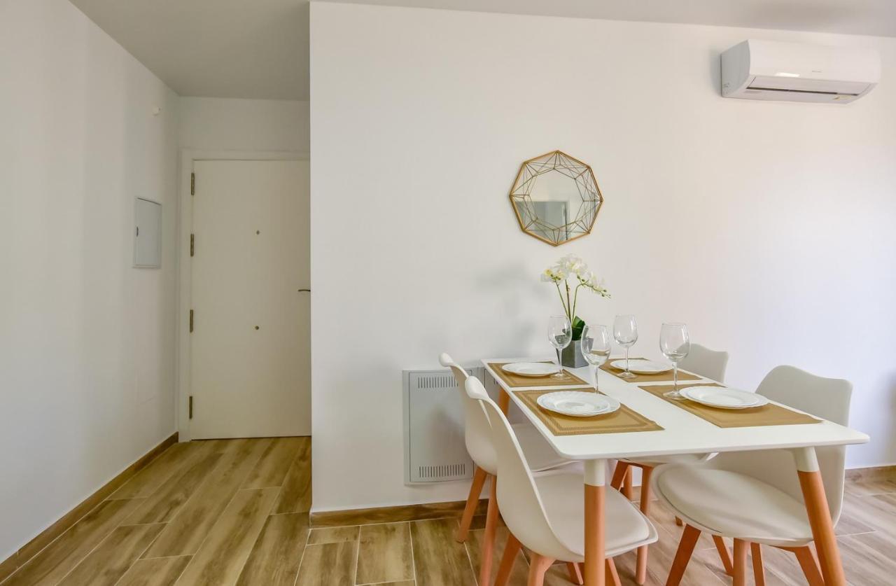 Apartments Cura Beach Торрев'єха Екстер'єр фото