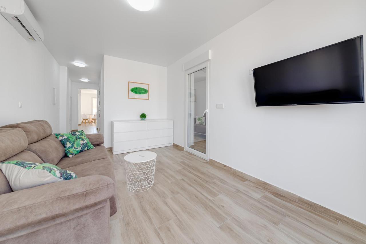 Apartments Cura Beach Торрев'єха Екстер'єр фото