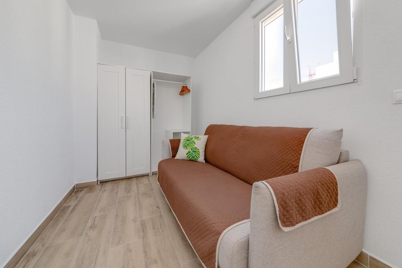 Apartments Cura Beach Торрев'єха Екстер'єр фото